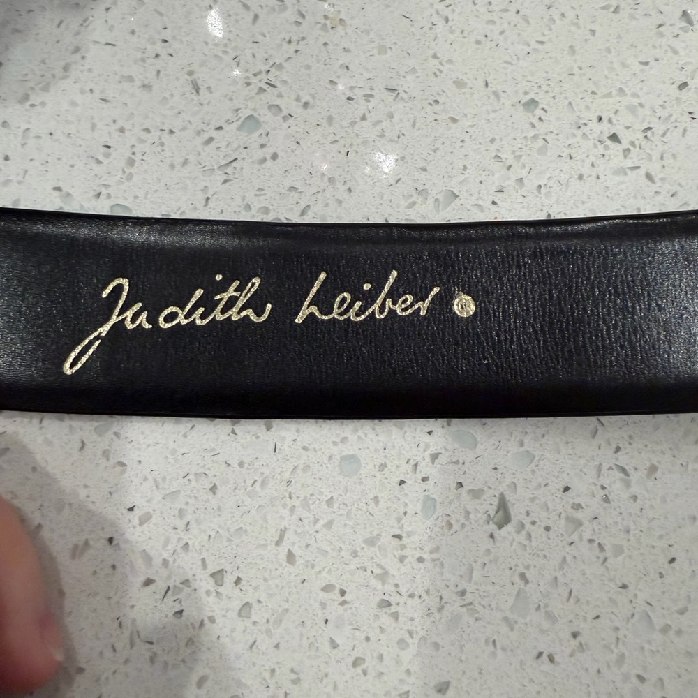Judith Leiber Black Leather Belt with Gold Shell-Link Buckle - Picture 2 of 4